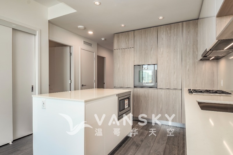 251124154843_765-6600 Minoru Blvd Richmond-2.jpg